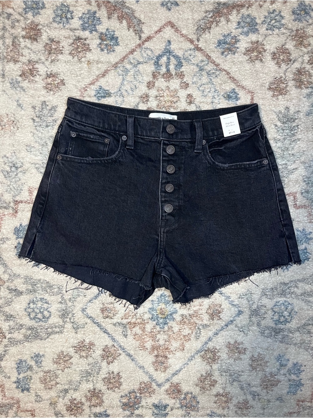 NWT Abercrombie & Fitch High Rise Mom Shorts Black Button Fly Size 4 / 27